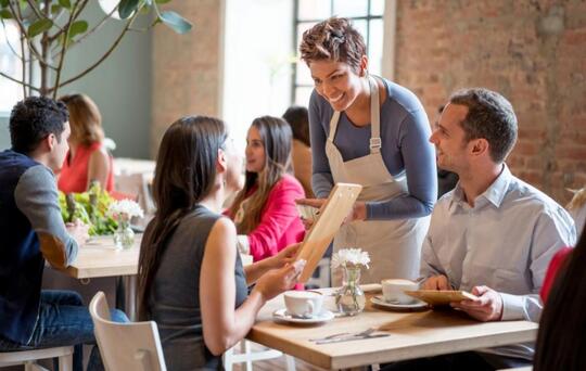 Reaoertura restaurantes