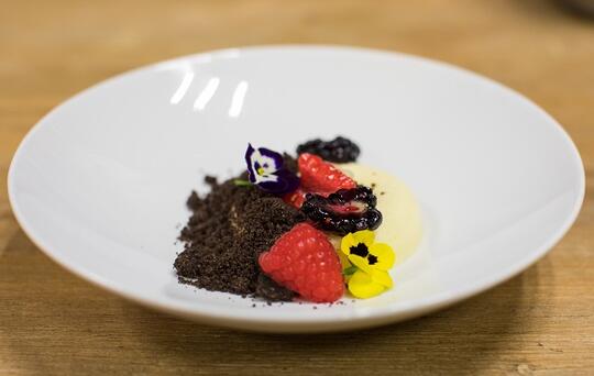 assiette-dessert-framboise-chocolat