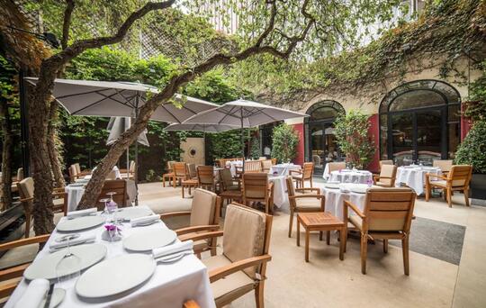 terrasse de restaurant