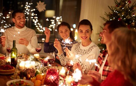 Take advantage of the end-of-the-year holidays to fill your restaurant