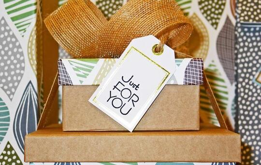 un-regalo-de-una-caja